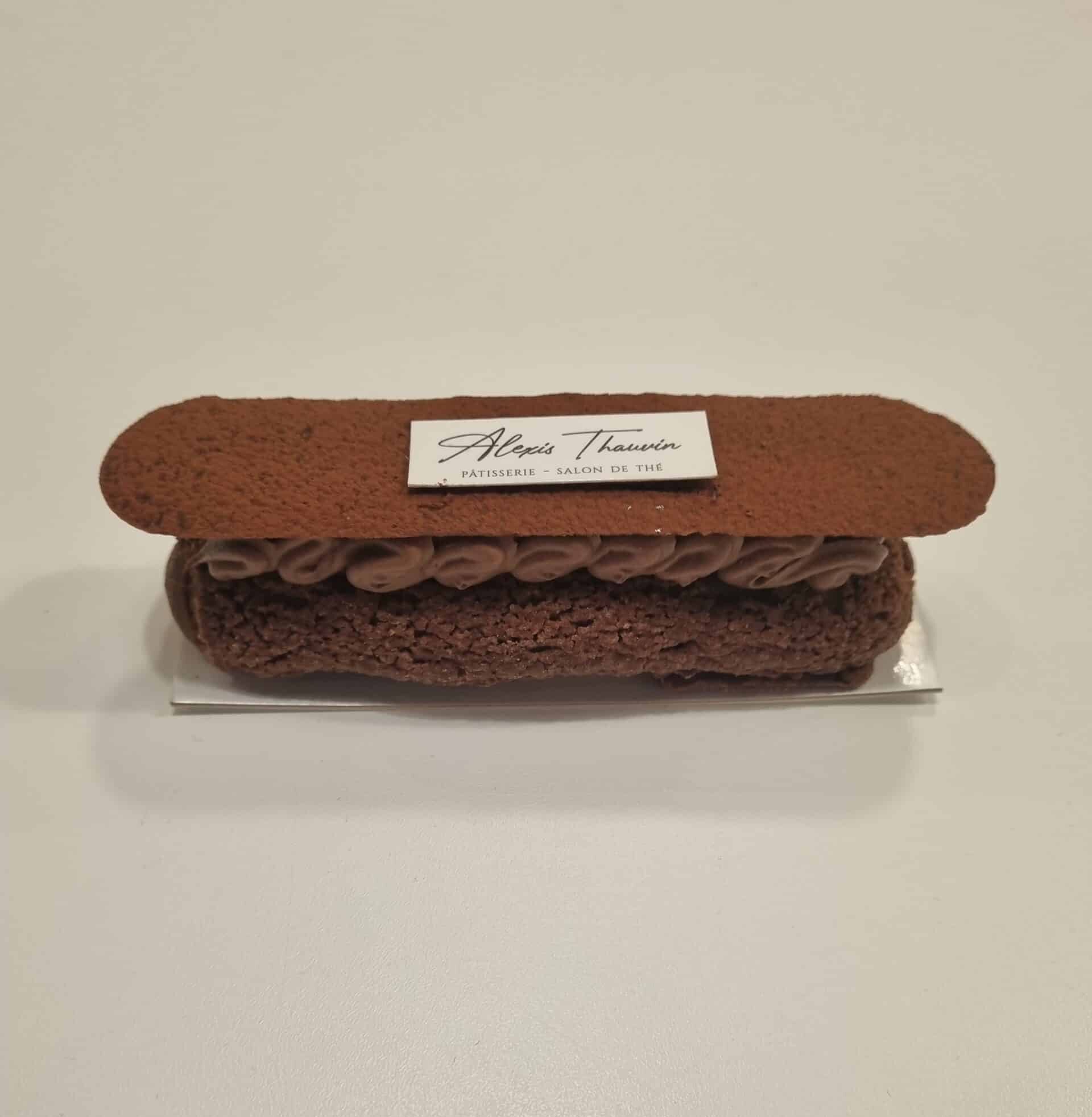 Eclair au chocolat