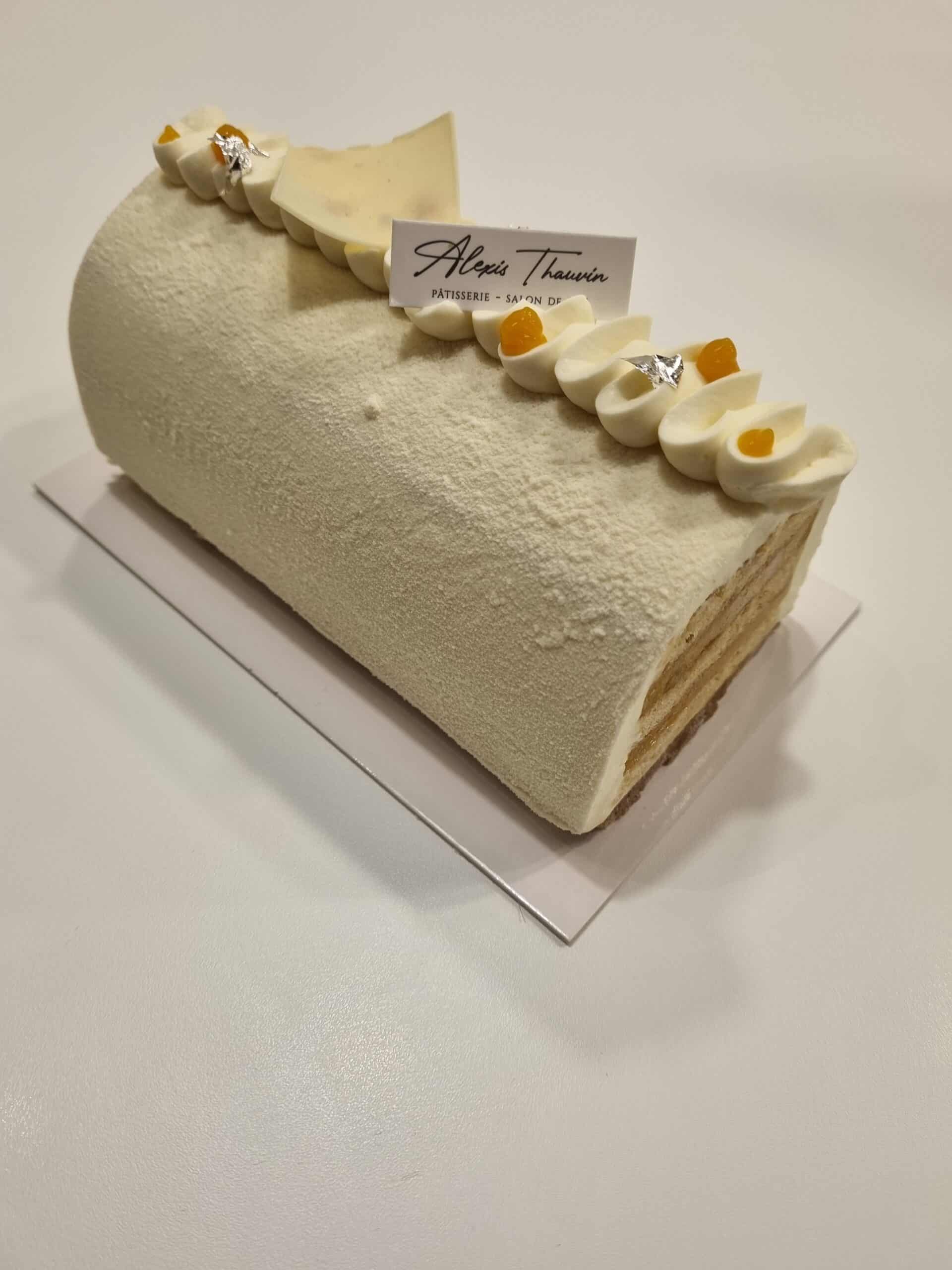Bûche Mangue et Citron vert